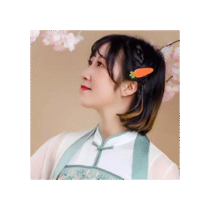 Autographed Trove Carafe 2018 Autographed by Helen 'XiiTuzi' Xu