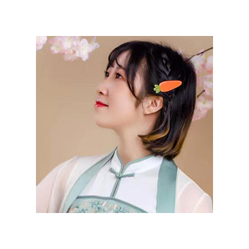 Autographed Trove Carafe 2018 Autographed by Helen 'XiiTuzi' Xu